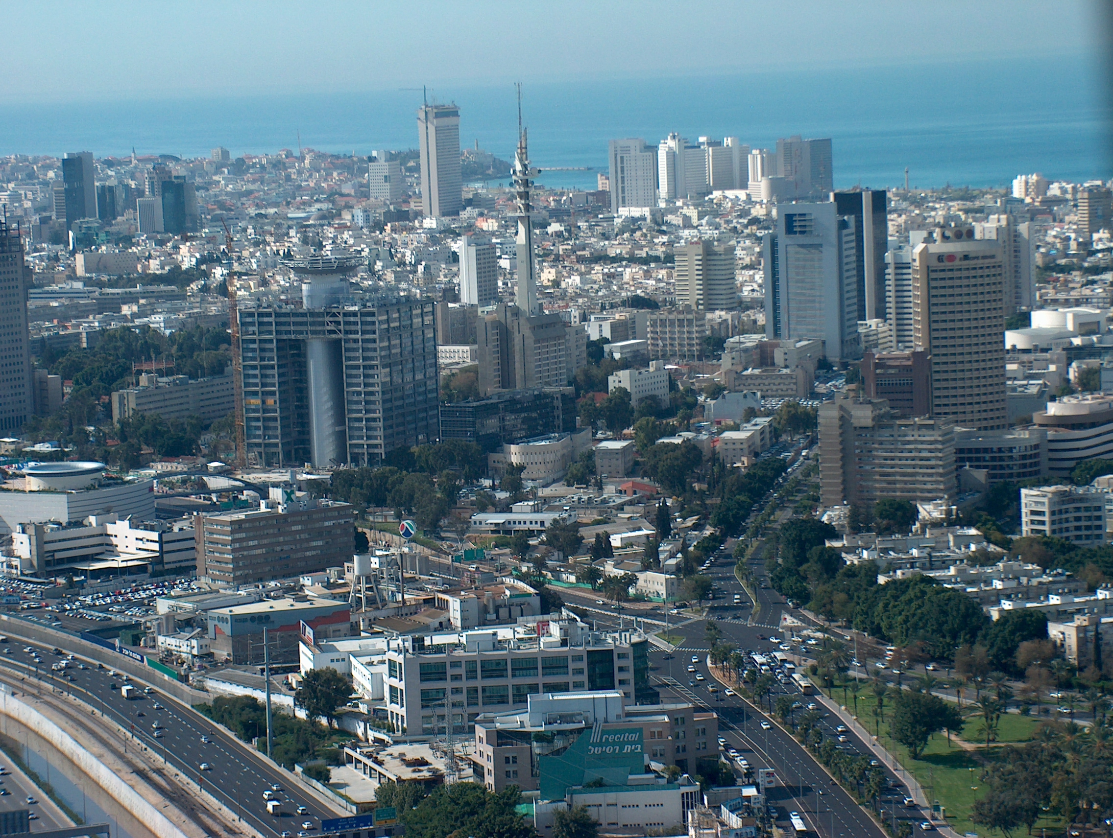 נדלן מניב משרדים להשקעה